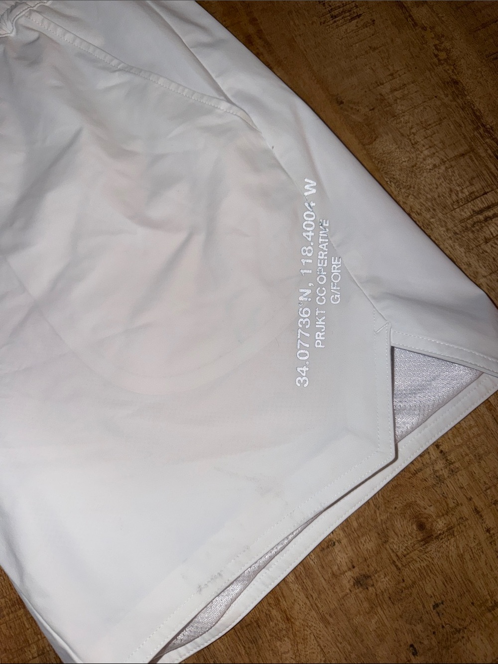 G/FORE Men's White Performance Athletic Shorts - Picture 2 of 7